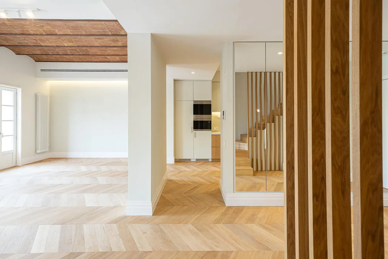 living - 190m² penthouse with 60m² terrace for sale in Eixample Right - gallery - 10