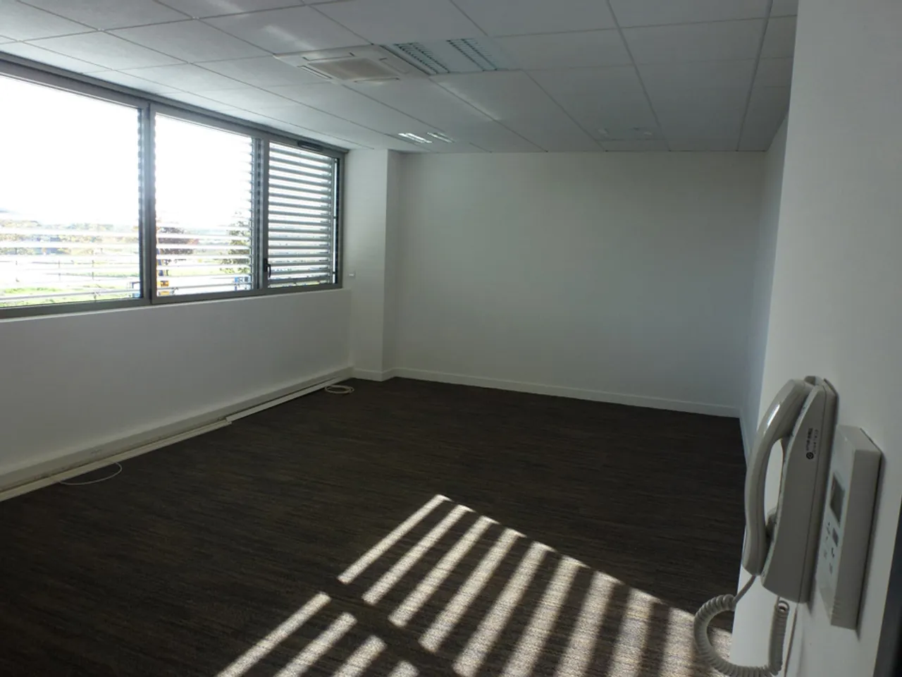 logistics - Activités / Bureaux À Louer - gallery - 2