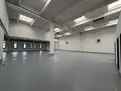 logistics - Activités / Bureaux À Louer - gallery thumbnail - 2