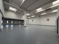 logistics - Activités / Bureaux À Louer - gallery thumbnail - 2