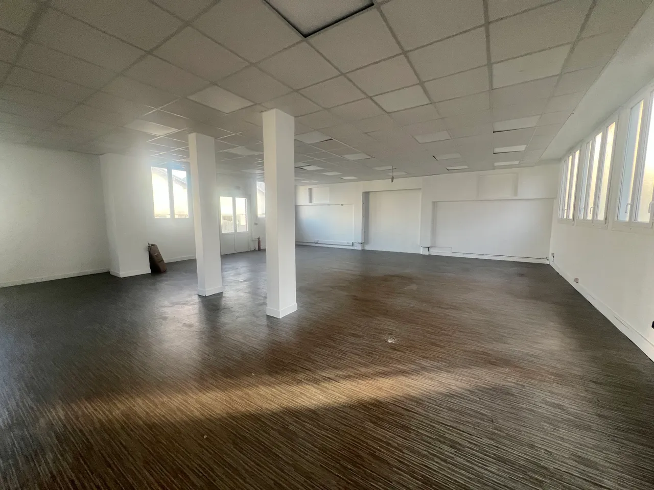 office - Offices For Rent - gallery - 3