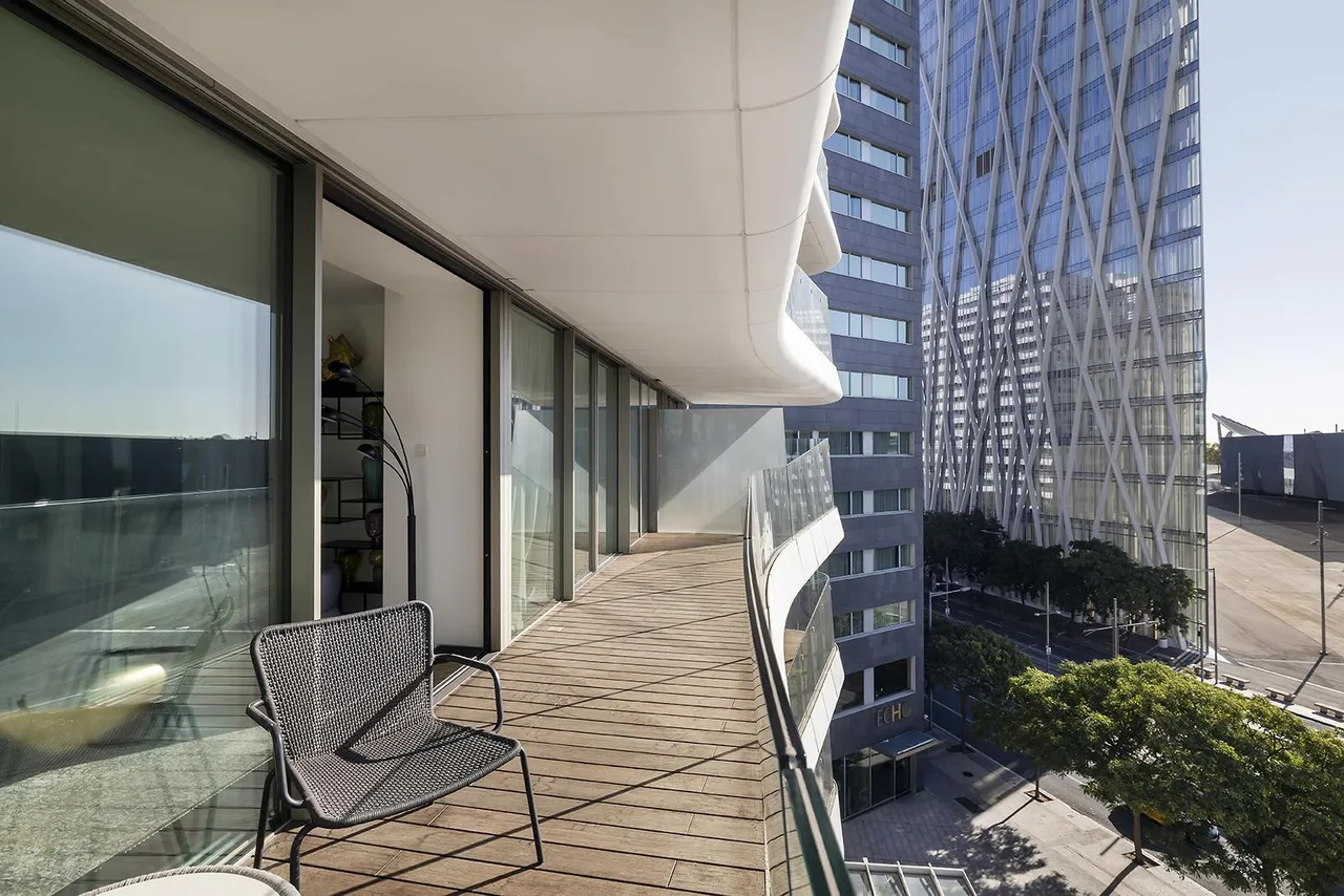 living - 87m² apartment with 20m² terrace for rent in Poblenou - gallery - 3