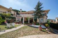 living - 1,100m² house / villa for sale in Lloret de Mar - gallery thumbnail - 9