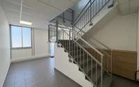 logistics - Activités / Bureaux À Louer - gallery thumbnail - 4