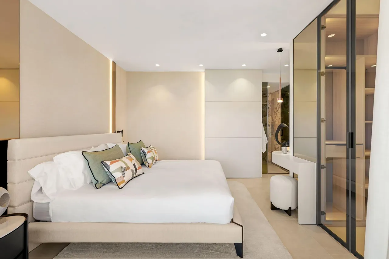living - Piso de 130m² con 67m² terraza en venta en New Golden Mile - gallery - 7