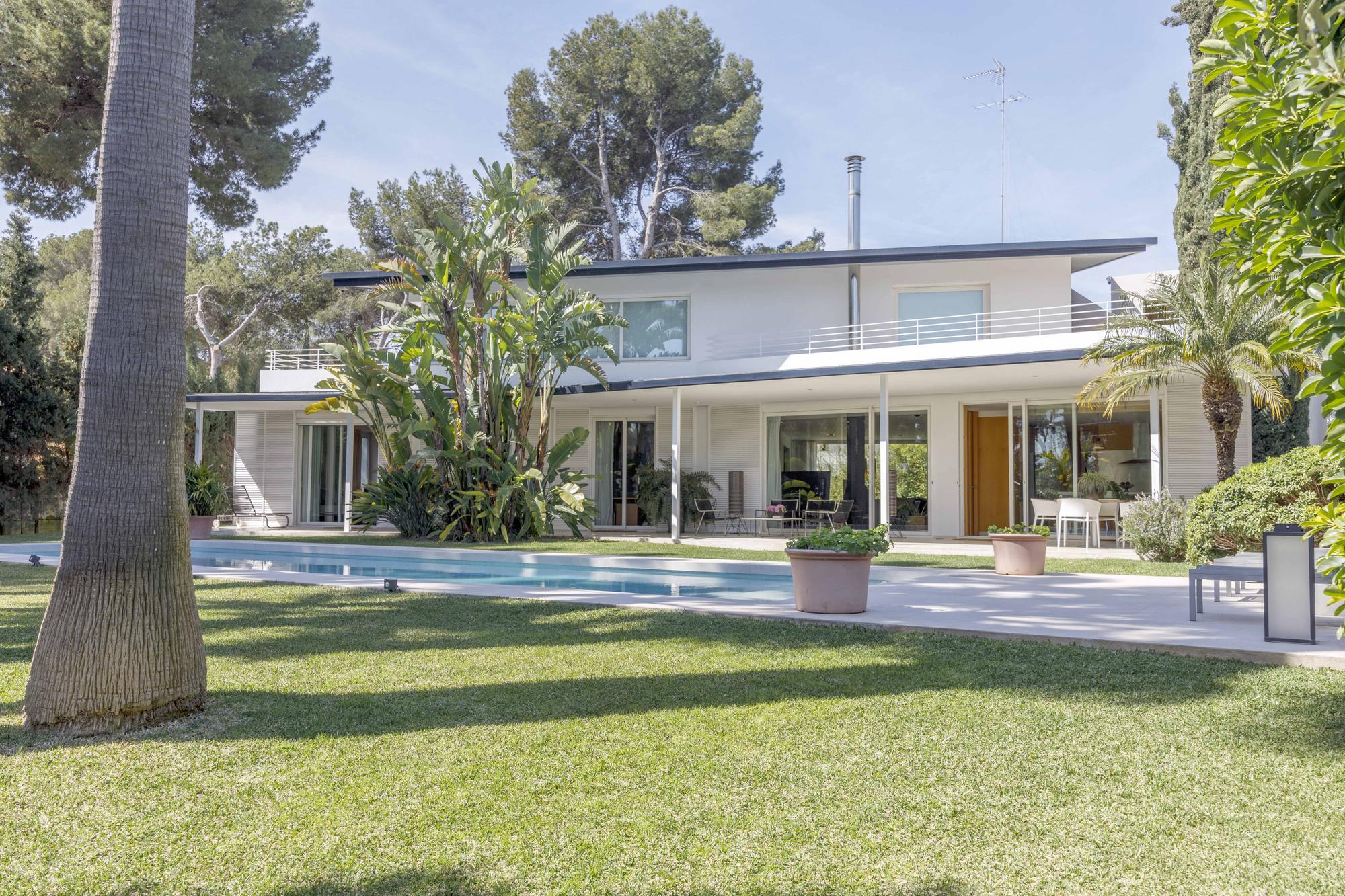 living - 456m² house / villa for sale in Godella / Rocafort - gallery thumbnail - 6