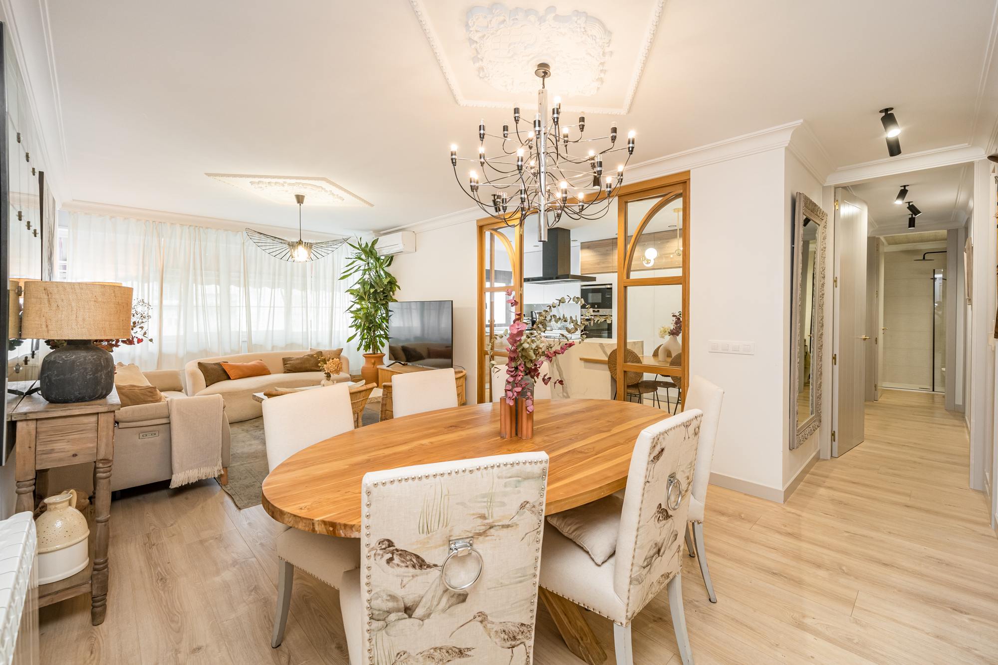 living - Piso de 160m² en venta en Lista, Madrid - gallery thumbnail - 3