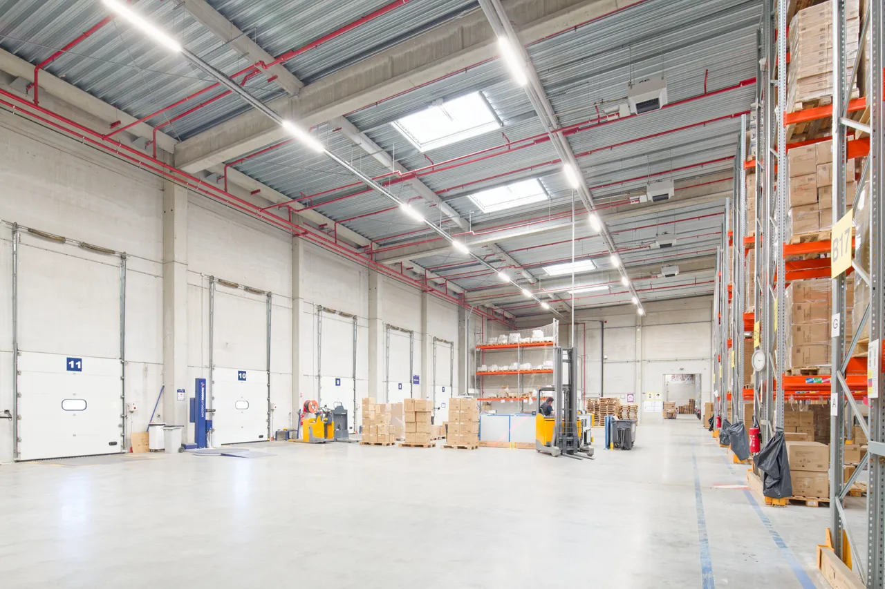 logistics - Entrepôt Logistique À Louer - gallery - 5
