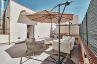 living - 47m² apartment with 60m² terrace for sale in Goya, Madrid - gallery thumbnail - 8