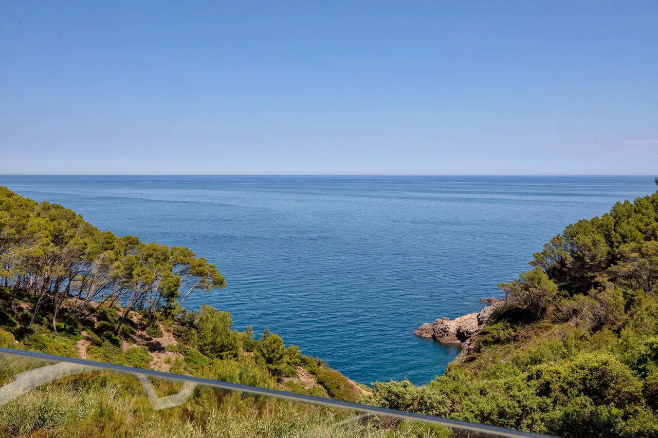 living - Casa / villa de 480m² en venta en Sa Riera, Costa Brava - gallery - 8