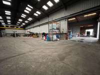 logistics - Activités / Bureaux À Louer - gallery thumbnail - 2