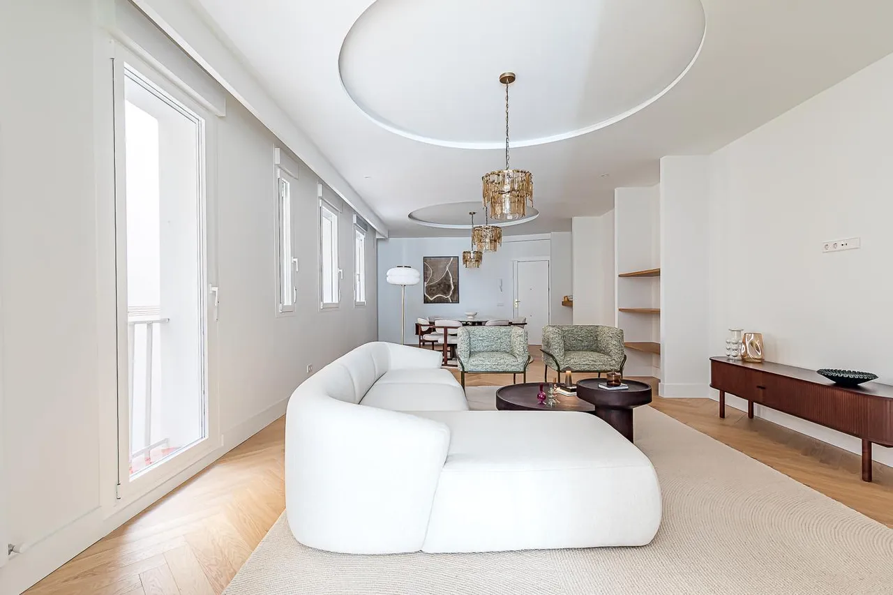 living - Piso de 176m² en venta en Malasaña, Madrid - gallery - 6