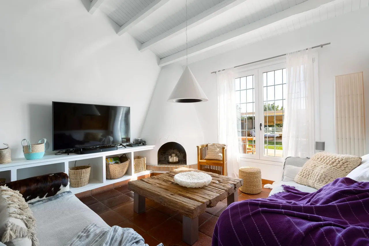 living - 592m² house / villa with 5,406m² garden for sale in Cabrera de Mar - gallery - 10
