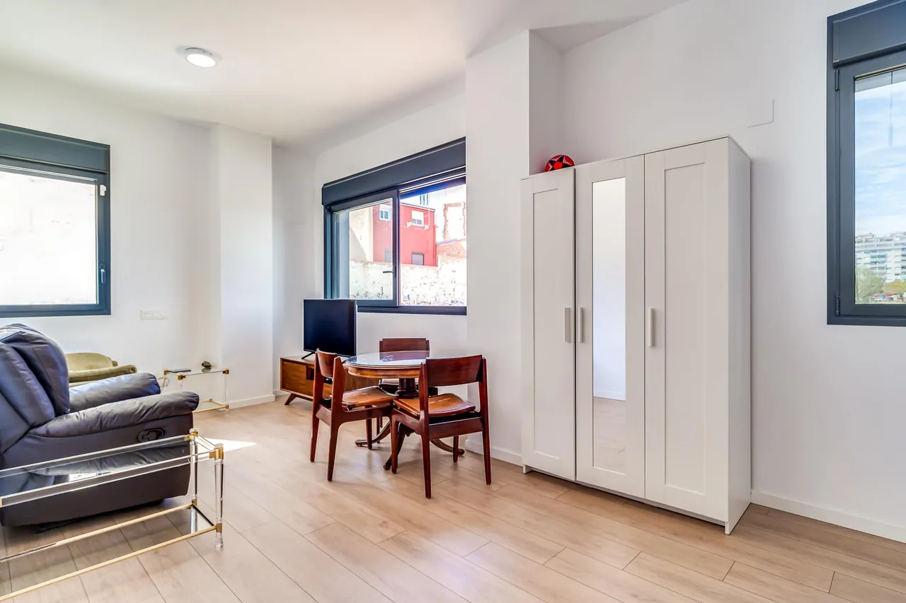 living - Piso de 90m² en venta en Hospitalet de Llobregat, Barcelona - gallery - 8