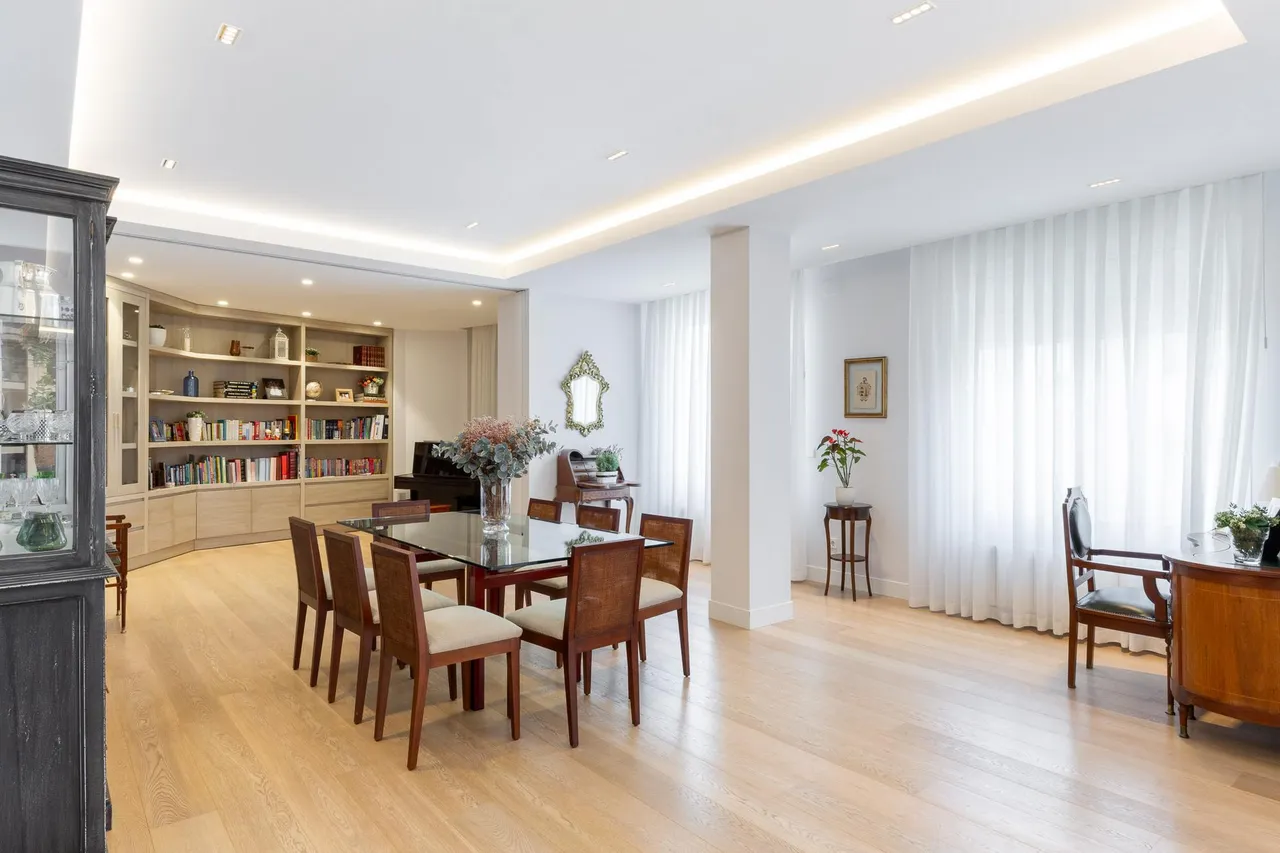 living - Piso de 376m² en venta en Sant Francesc, Valencia - gallery - 8