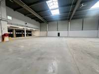 logistics - Entrepôt / Bureaux À Louer - gallery thumbnail - 2