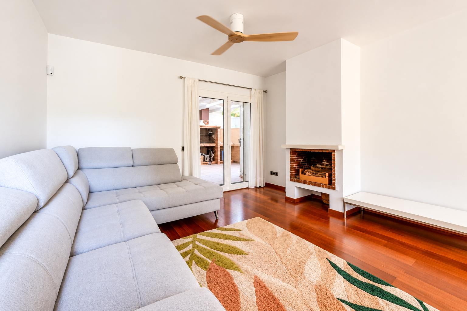 living - 160m² house / villa for sale in Vallpineda, Barcelona - gallery - 8
