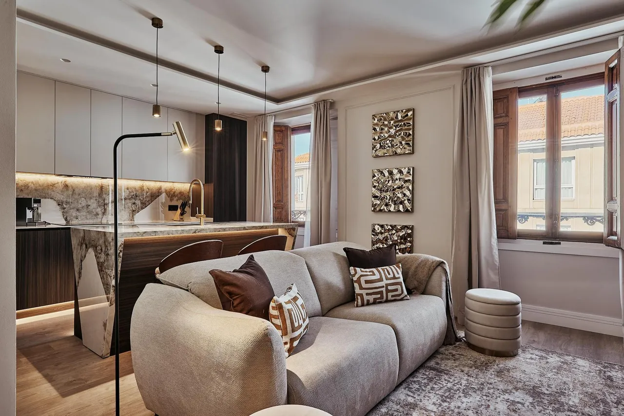 living - Piso de 133m² en venta en Malasaña, Madrid - gallery - 5