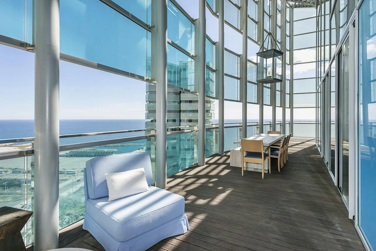 living - 141 m² penthouse with 85 m² terrace for sale in Diagonal Mar - gallery - 4