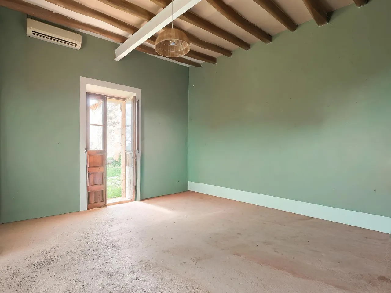 living - Casa rural de 1,767m² con 700m² de jardín en venta en Llucmajor - gallery - 8