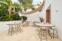 living - Casa / villa de 878m² en venta en San Antonio - gallery thumbnail - 6