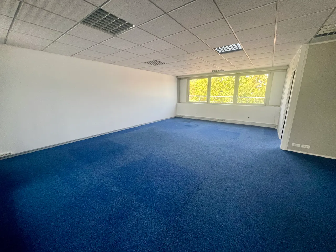 office - Offices For Rent - gallery - 2