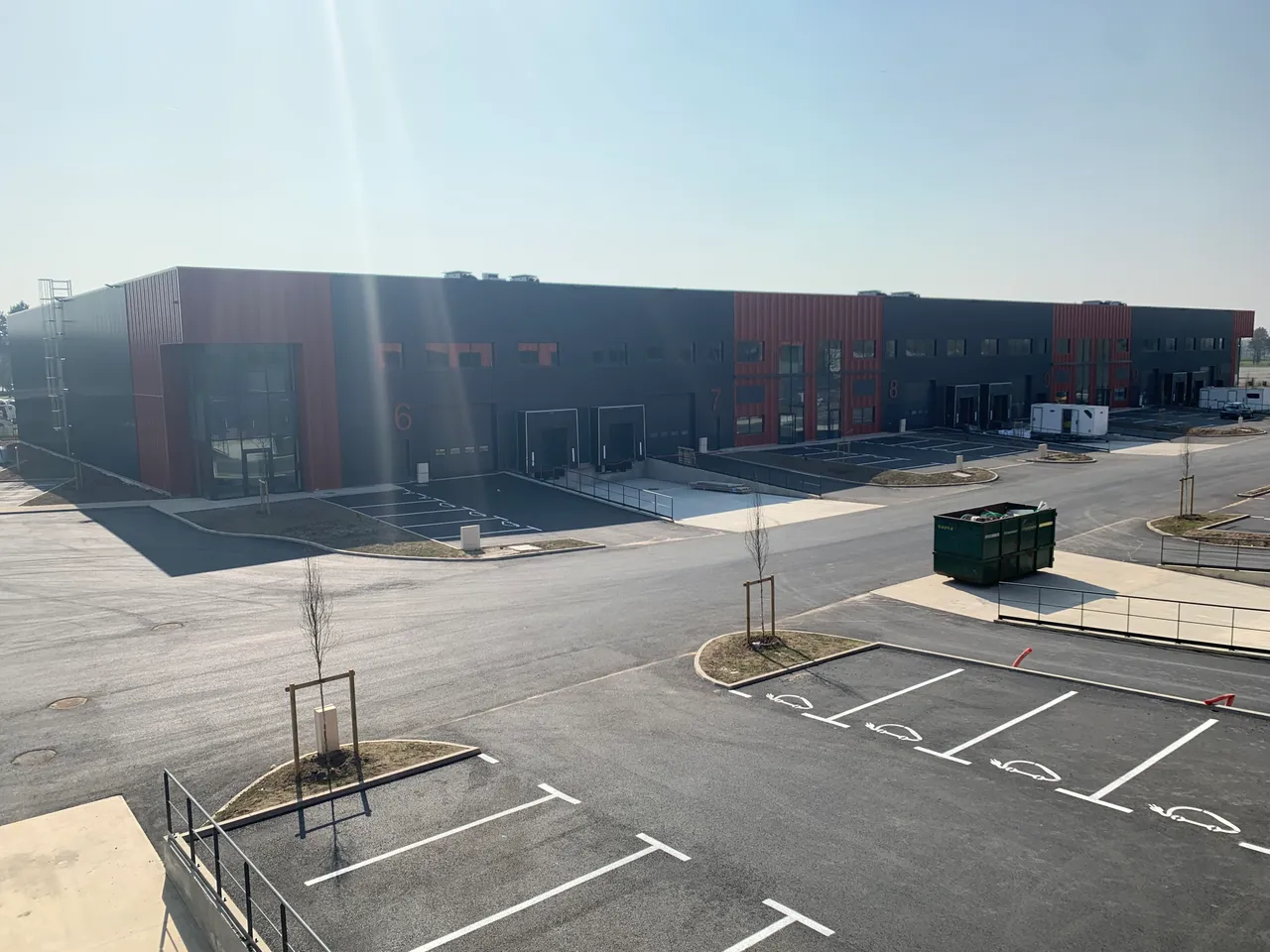 logistics - Warehouse / Offices For Rent - gallery - 2