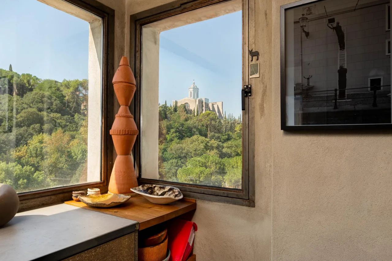 living - Edificio de 475m² con 214m² de jardín en venta en Barri Vell - gallery - 10