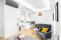 living - Piso de 91m² en alquiler en Almagro, Madrid - gallery thumbnail - 4