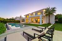 living - Casa / villa de 581m² con 110m² terraza en venta en Benahavís - gallery thumbnail - 9