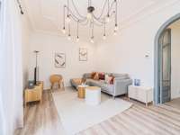 living - 137m² apartment for sale in El Born, Barcelona - gallery thumbnail - 9