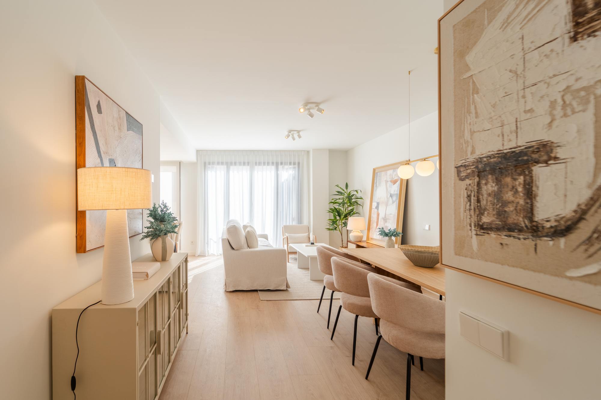 living - 115m² apartment for sale in El Mercat, Valencia - gallery thumbnail - 7