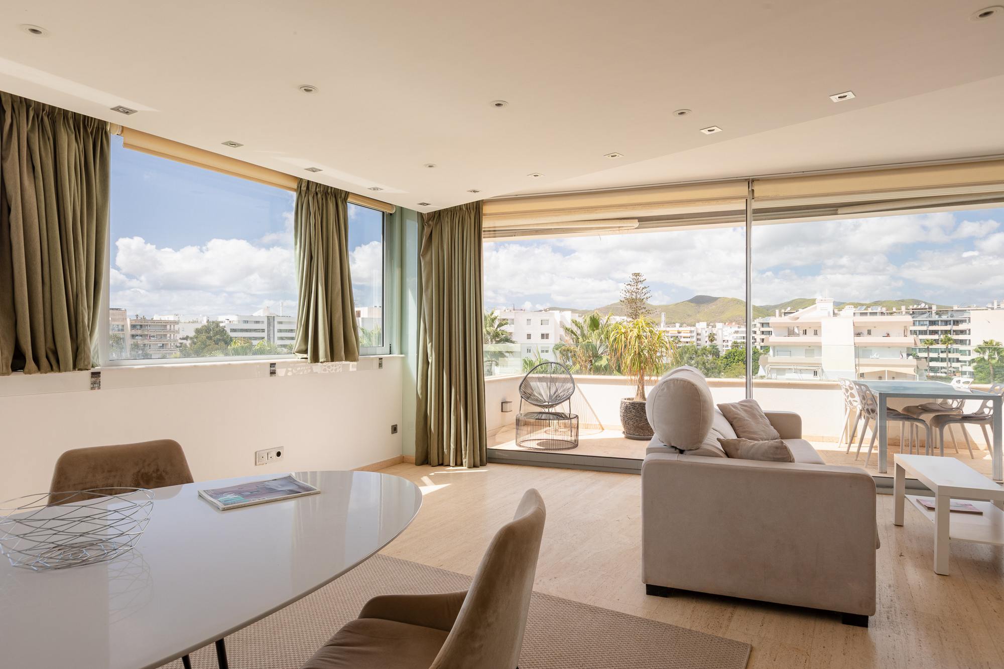 living - 96m² apartment with 14m² terrace for sale in Ibiza Town - gallery thumbnail - 9