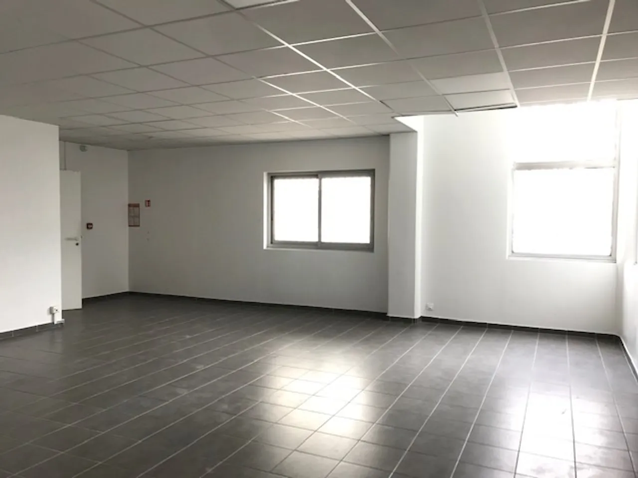 retail - Business Premises For Rent - gallery - 10