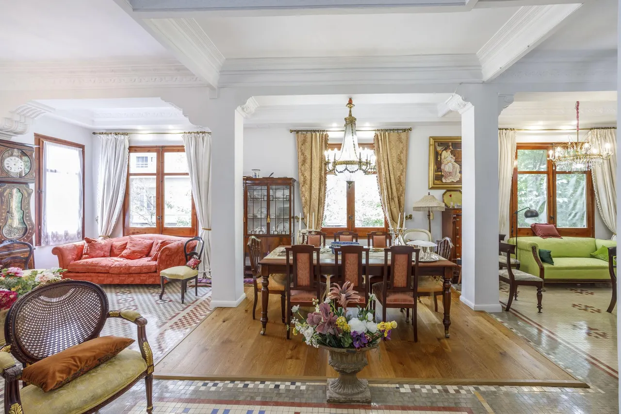 living - Piso de 165m² con 10m² terraza en venta en Gran Vía - gallery - 9