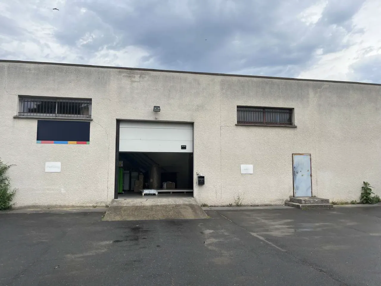 logistics - Local d’activités À Louer - gallery - 6