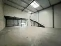 logistics - Local d’activités À Louer - gallery thumbnail - 2