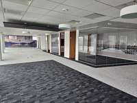 office - Bureaux À Louer - gallery thumbnail - 2