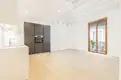 living - Piso de 100m² en venta en El Born, Barcelona - gallery thumbnail - 1