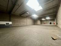 logistics - Entrepôt / Bureaux À Louer - gallery thumbnail - 3