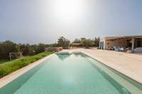 living - 585m² house / villa for sale in Formentera - gallery thumbnail - 4