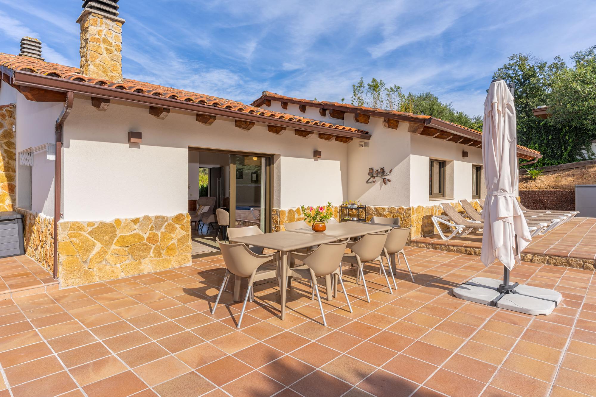 living - 150m² house / villa for sale in La Selva, Girona - gallery - 5