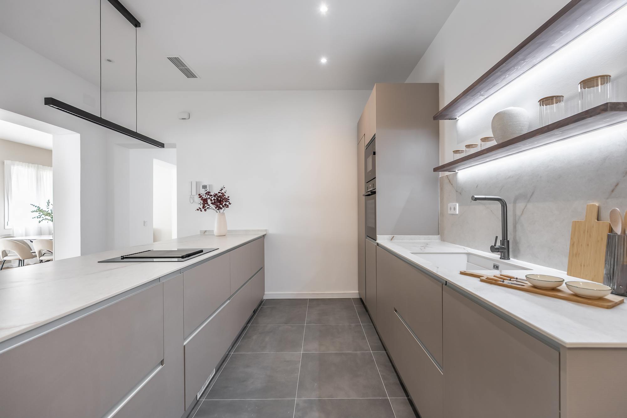 living - Piso de 153m² en venta en Argüelles, Madrid - gallery thumbnail - 8