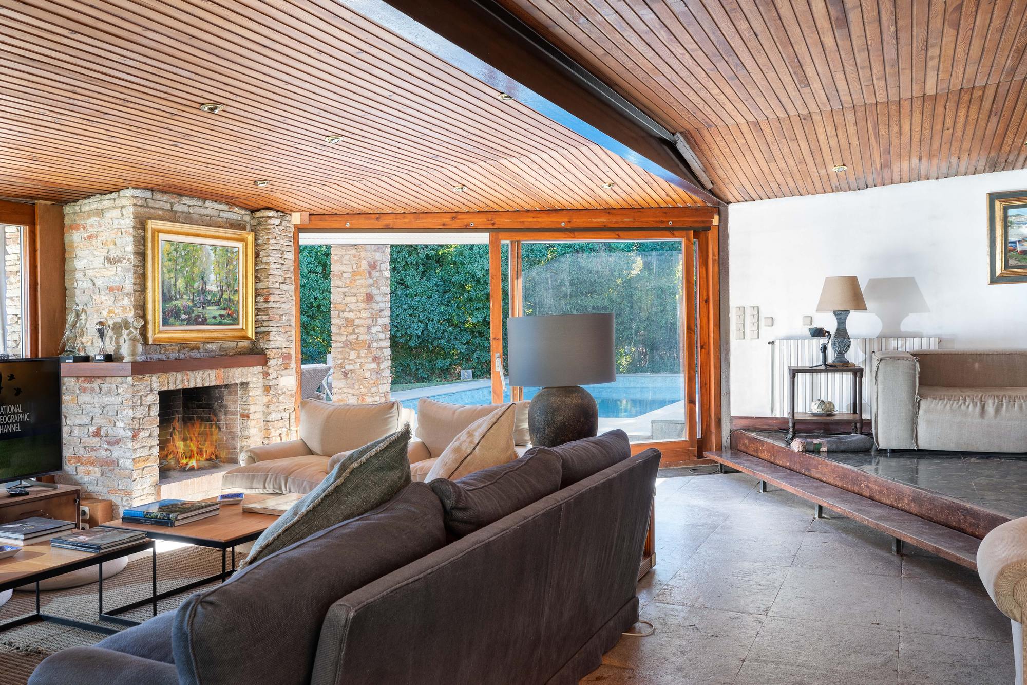 living - Casa / villa de 733m² en venta en Aiguablava, Costa Brava - gallery thumbnail - 8