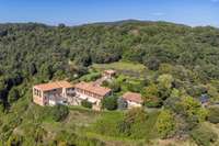 living - 1,686m² hotel for sale in La Garrotxa, Girona - gallery thumbnail - 9