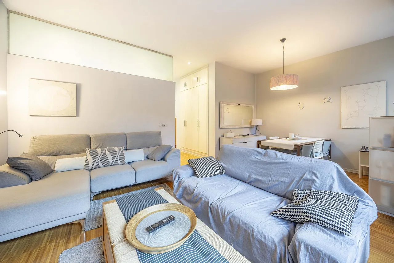 living - 123m² apartment with 20m² terrace for sale in Gran Vía - gallery - 9