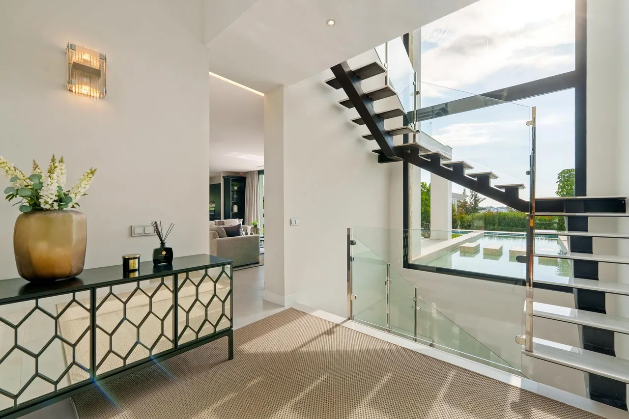 living - 581m² house / villa with 110m² terrace for sale in Benahavís - gallery - 5