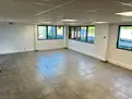 logistics - Activités / Bureaux À Louer - gallery thumbnail - 9