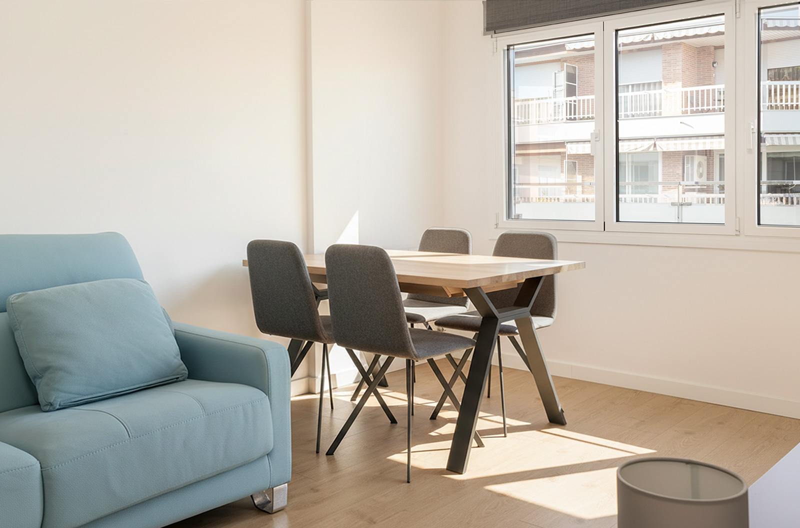 living - Piso de 83m² en venta en Sant Antoni, Barcelona - gallery thumbnail - 7