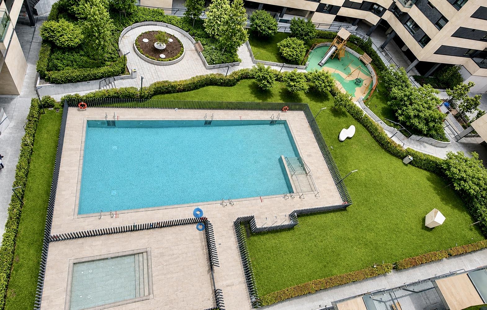 living - 171m² apartment for sale in Ríos Rosas, Madrid - gallery thumbnail - 1